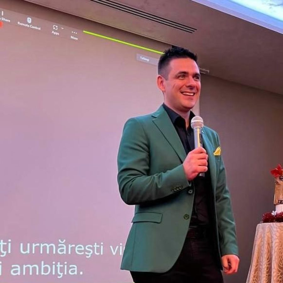 Gabriel Surdu mentor